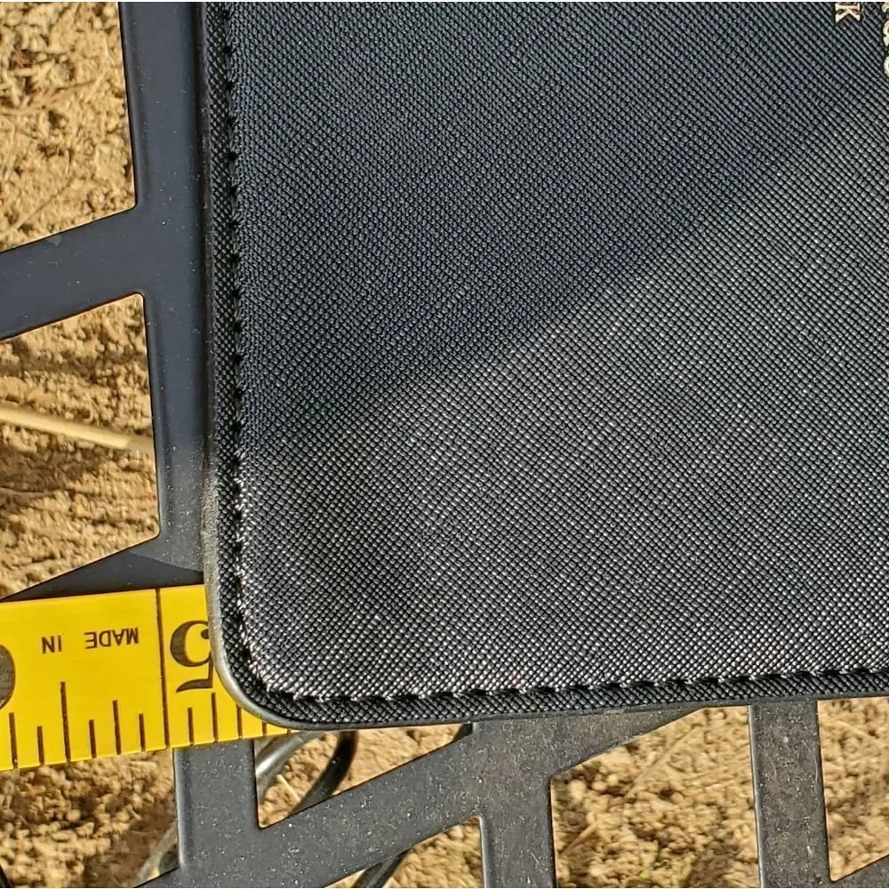 Kate Spade Wriatlet